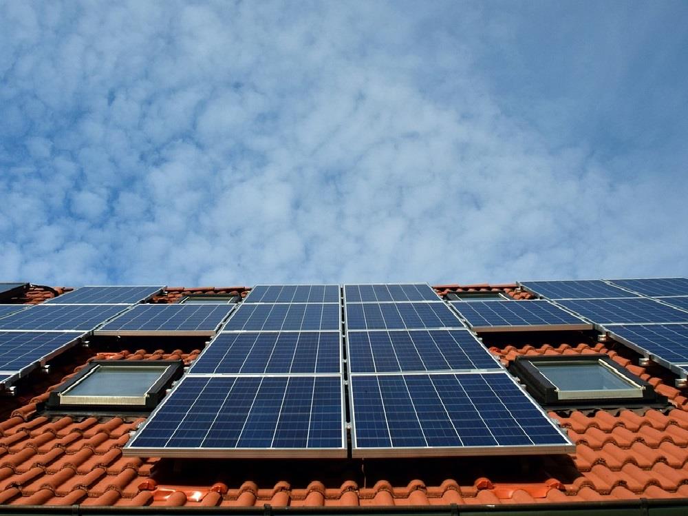 Amianto sul tetto? gli incentivi per il fotovoltaico coprono anche lo smaltimento